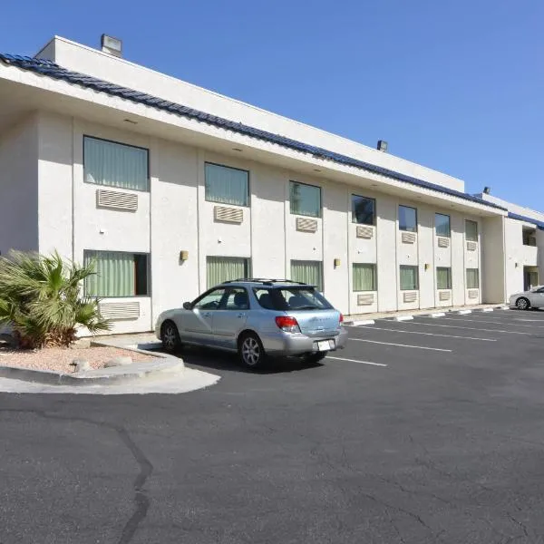 Motel 6-North Palm Springs, CA - North, hotel u gradu 'North Palm Springs'