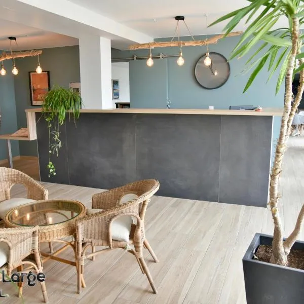 hôtel Le Grand Large – hotel w mieście Gruissan