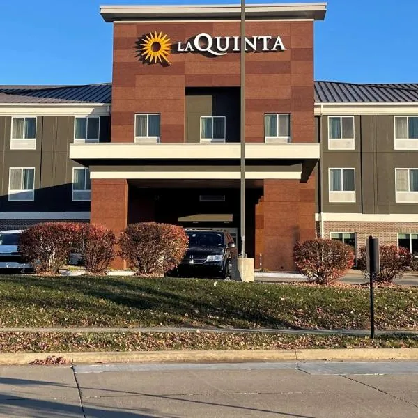 La Quinta Inn & Suites by Wyndham Ankeny IA - Des Moines IA，安克尼的飯店