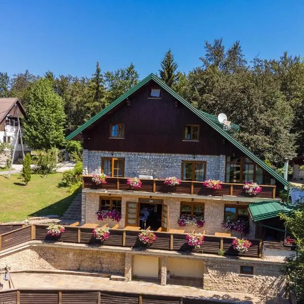 Golden Lakes Rooms, hotel in Plitvička Jezera