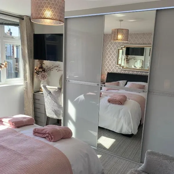 Kensington Luxury Apartment on Gated Development in Leafy edge of Chorley Town Centre, hotel v destinaci Chorley