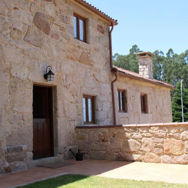 Casa Valdamor, hotel in Meaño