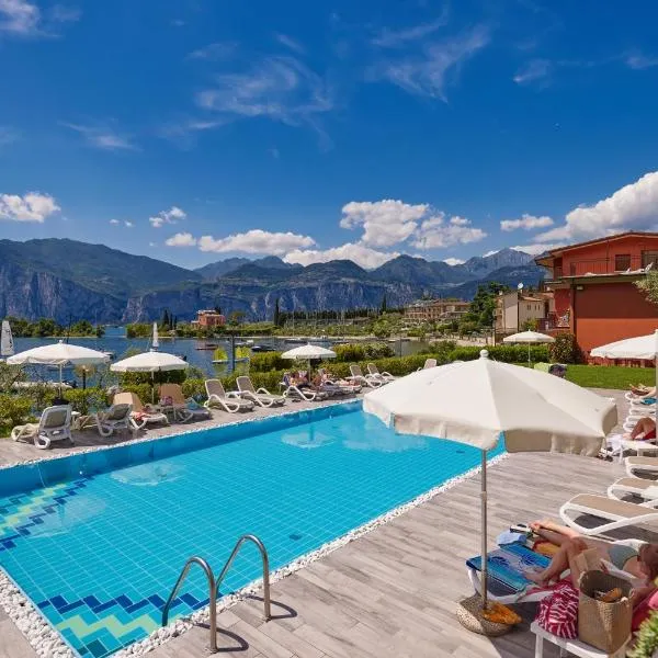 Beach Hotel Rosa: Malcesine'de bir otel