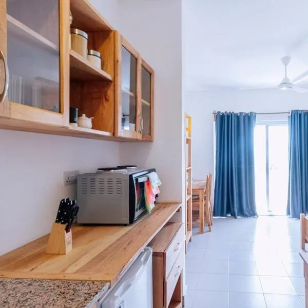 B8-03 Studio, Apt 22, Mwangani Apartments, hotel v destinaci Fumba