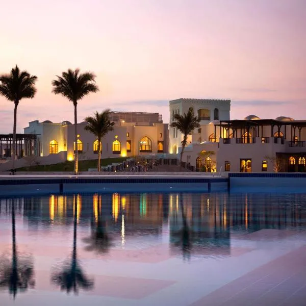 Wādī Khasbar에 위치한 호텔 Salalah Rotana Resort