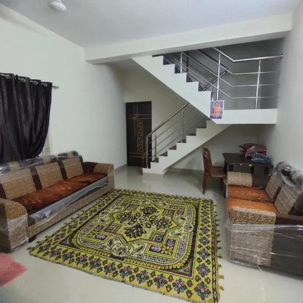 My Nest - Best Homestay for Peaceful Stay with Comfort, hotel v destinaci Bhuj