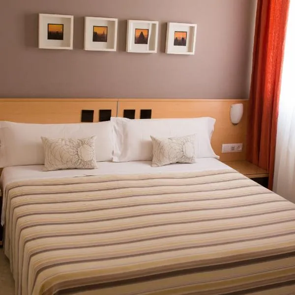 Hostal Albero by eme hoteles, hotel in Sanlúcar la Mayor