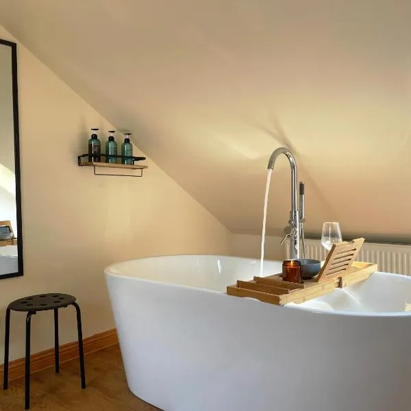 Mini-studio by HNFC Stays, hotel v destinaci South Shields