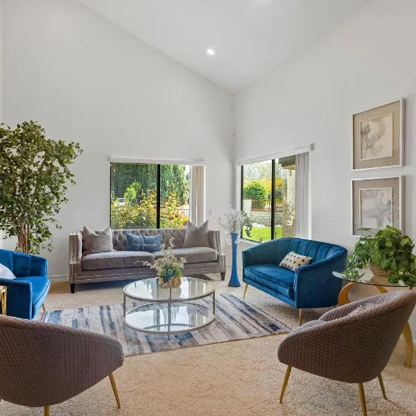 Peaceful Private Retreat In The Heart Of Town, hotel in Redlands