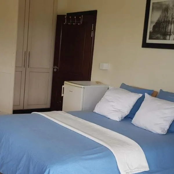 JV guesthouse, hotel sa Durban
