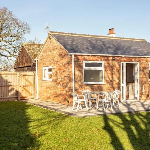 Willow Cottage a quaint holiday cottage in Wigtoft Boston Lincolnshire, hotel di Humby