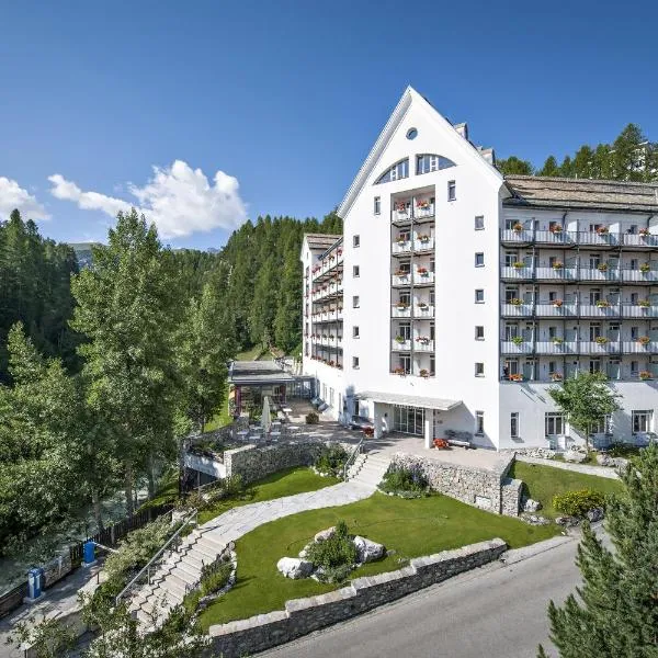 Arenas Resort Schweizerhof, hotel en Casaccia