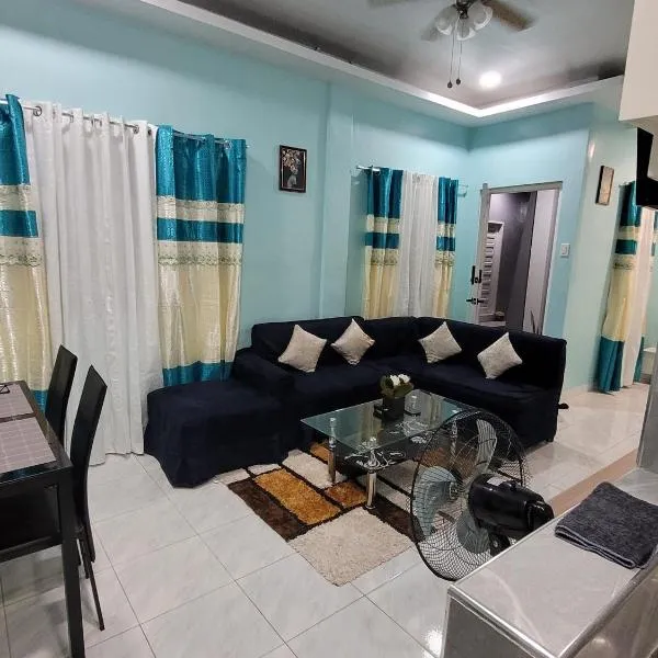 Jens Samal Vacation Rental - Centrally Located - Fully Furnished 2br WIFI, hotel in Magamomo