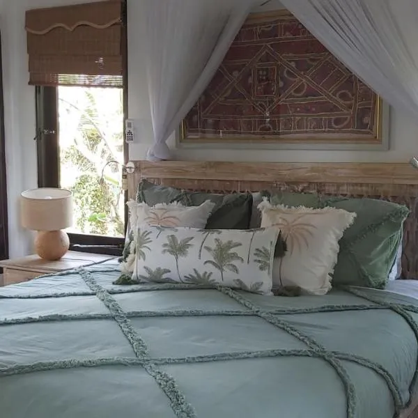 Villa Gede Private Guest House, hotel v destinaci Selemadeg