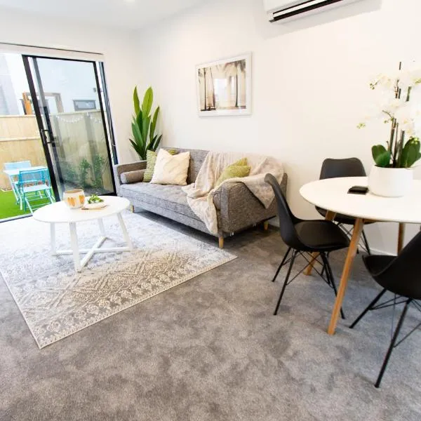 Beachside Haven 1 bed 1 bath, hotel in Christchurch