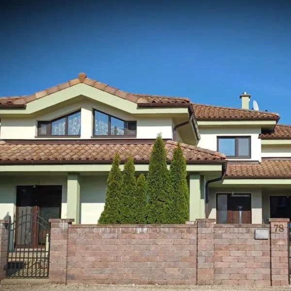 Apartmány IVETA, hotel v Podhájské