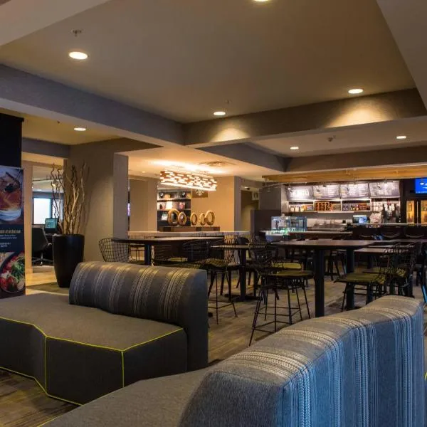 Courtyard by Marriott Nashville at Opryland, khách sạn ở Madison