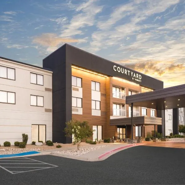 Courtyard El Paso Airport, hotel in El Paso