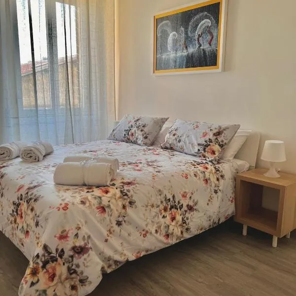 Zara Home - Free Parking, hotel u Napulju