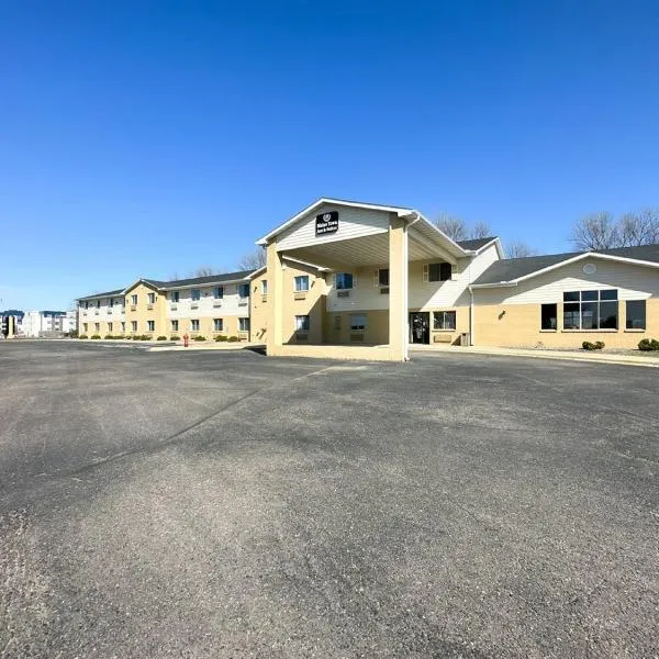 Blaine Town Inn & Suites, hotel in Coon Rapids