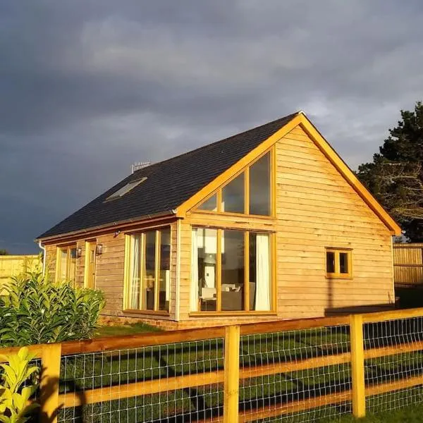 River Cottage - Stunning estuary views、オールドバラのホテル