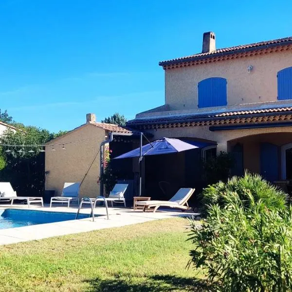 Chambre et petit déjeuner, hotell i Sérignan-du-Comtat