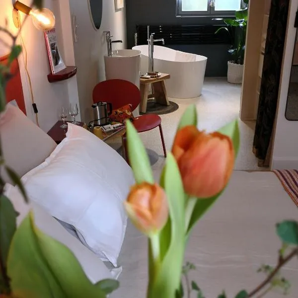 Maison et Florescence, hotel v destinaci Nuits-Saint-Georges