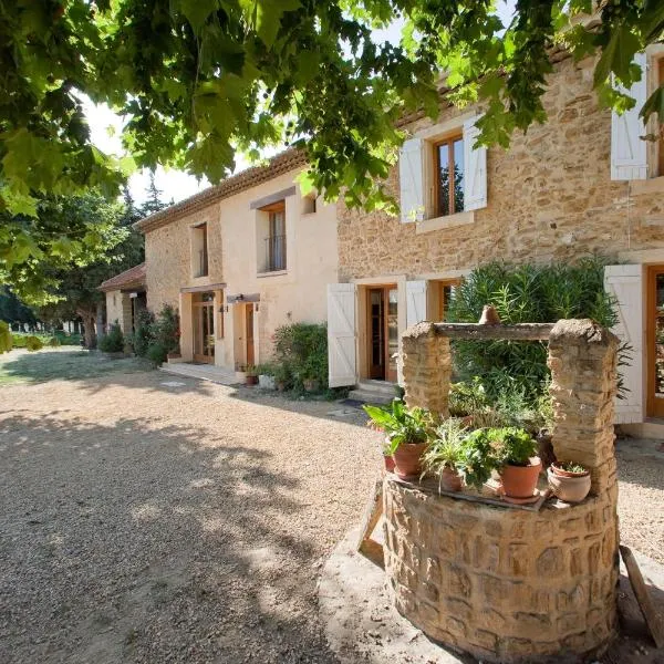 La Ferme Du Midi, hotel v destinaci Piolenc