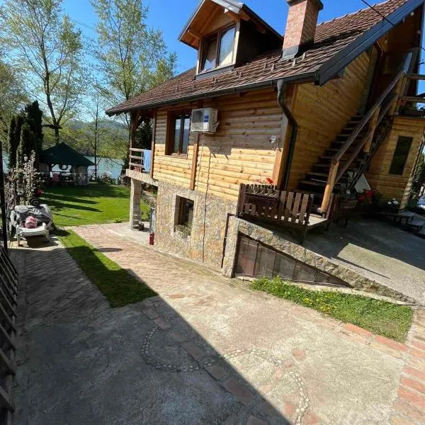 Apartman "Kapetana luka", hotel v destinaci Ljubovija