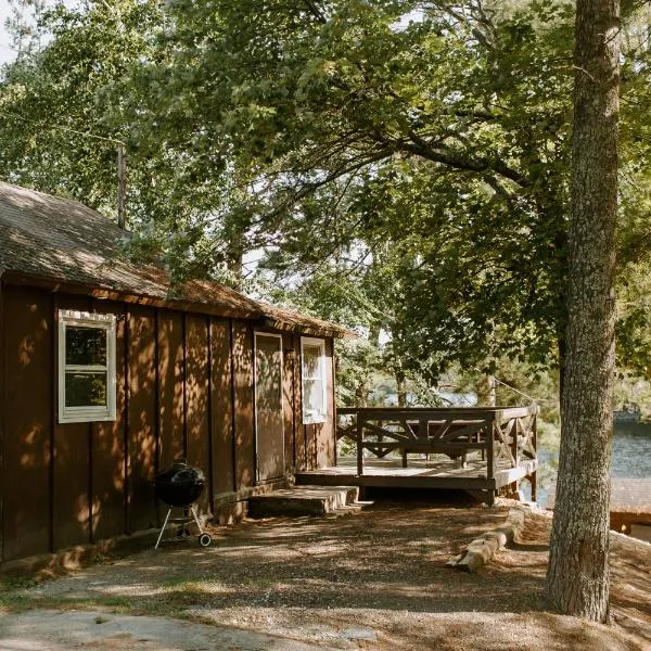 Silver Rapids Lodge & Campground, hotel i Ely