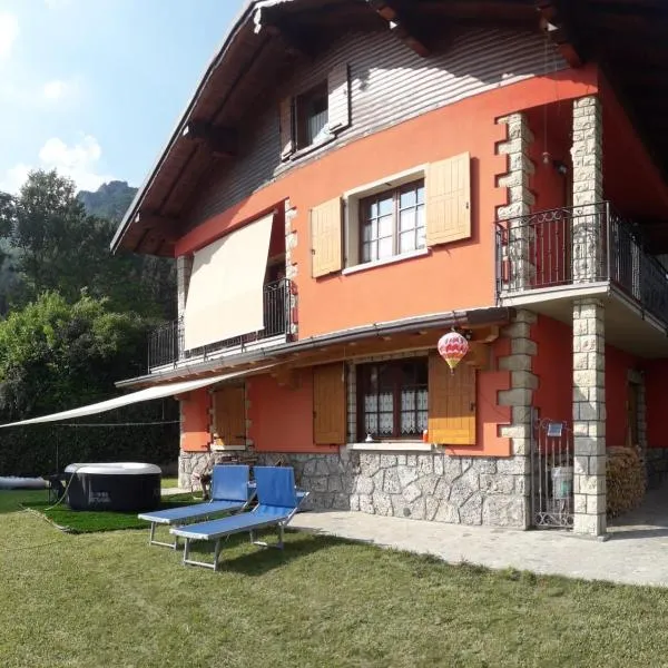 La Casa Rossa - Presolana, hotel Castione della Presolanában