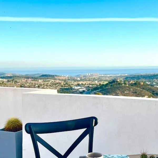 피네스트라트에 위치한 호텔 Stunning mountain and sea views