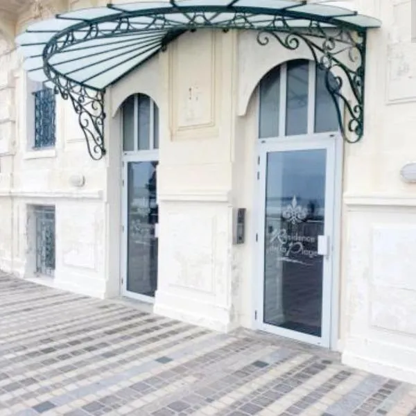 Remblai des Sables d'Olonne - 2 chambres - parking et piscine, hôtel à Les Sables-dʼOlonne