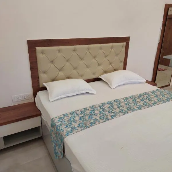 Hotel Aastha & Banquets, hotel v destinaci Patna