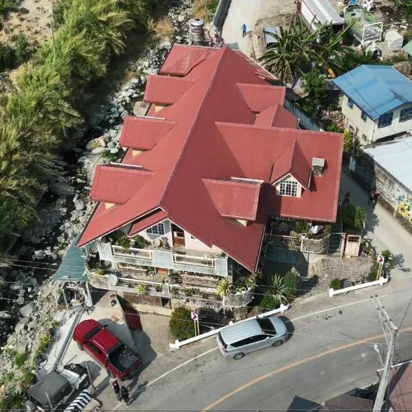 Pinecone Lodge & Restaurant, hotel in Kabayan