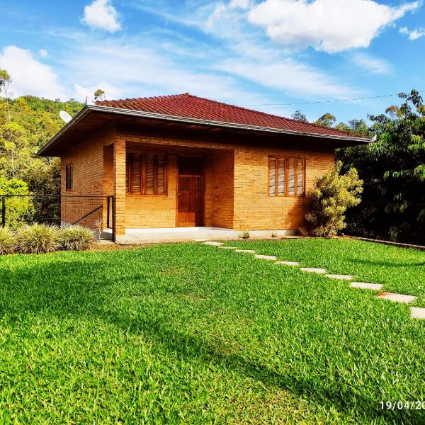 Casa de campo com acesso ao Rio