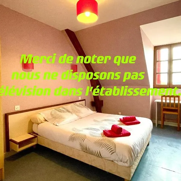 Auberge Le Beaulieu -Cantal, Hotel in Champs Sur Tarentaine
