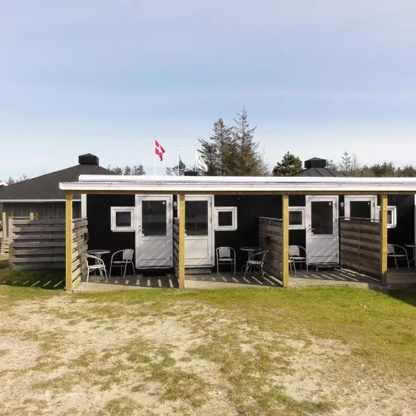 Tornby Strand Camping Rooms, hotel in Hirtshals