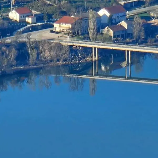 Prenoćište Most Šljuka d o o, hôtel à Grabovica