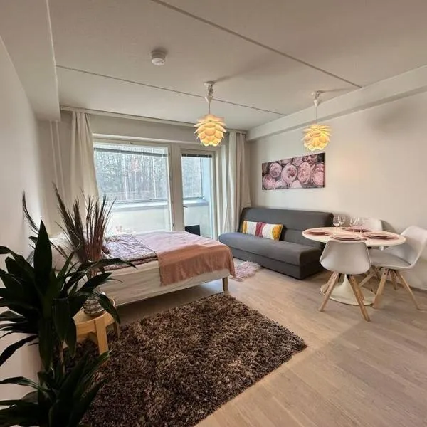 Aurora Home Finnoo Espoo - studio near to metro, easy to reach Helsinki and Otaniemi, Aalto University and Iso Omena shopping center, hotel em Espoo