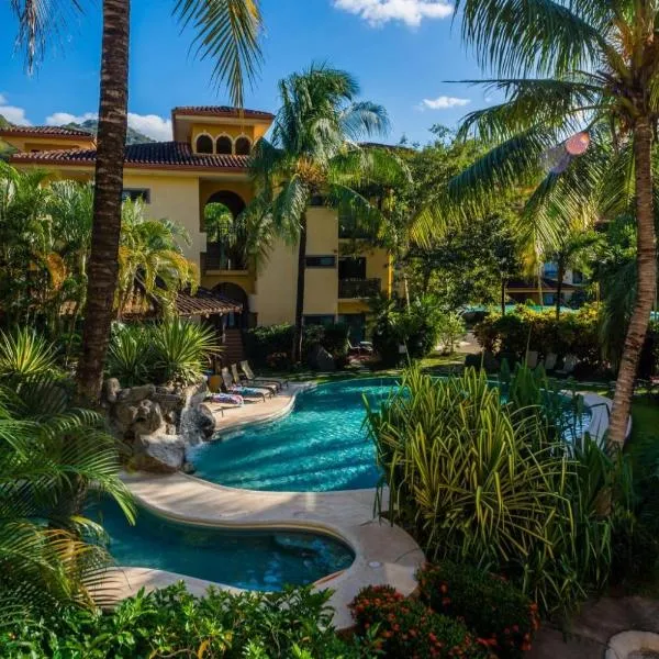 Beautiful newly refurbished 2 bedroom 2 Bathroom 2nd floor condo, hotel v destinaci Tamarindo
