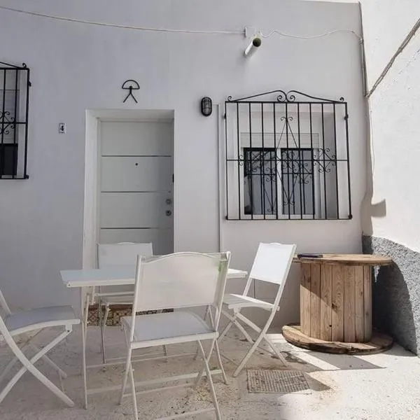 Preciosa casa Mojacar centro.、モハカルのホテル
