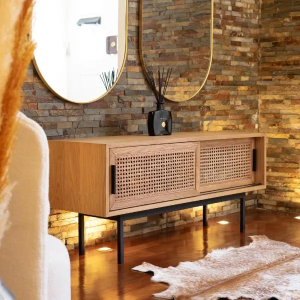 Charming Apt in Historic House, hotel v destinaci Coimbra
