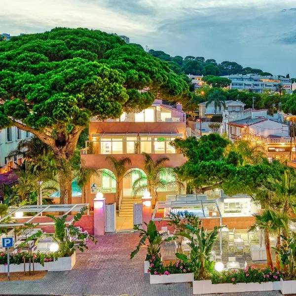 The Pink Elephant Hotel, hotel v destinácii S'Agaro