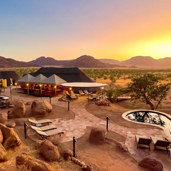 Twyfelfontein Adventure Camp โรงแรมในKhorixas