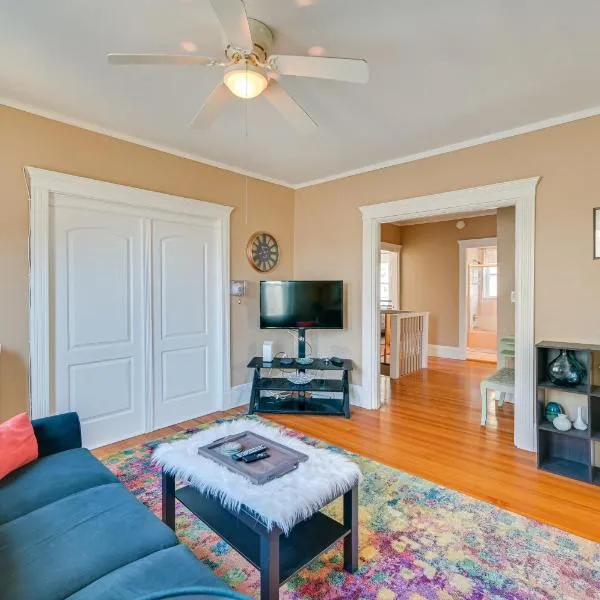 Revere Vacation Rental Near MBTA about 7 Mi to Boston!, hotel en Revere