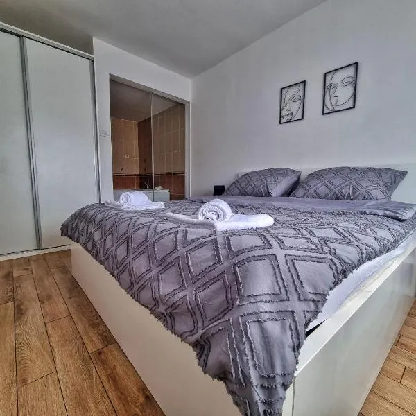 Hostel S, hotel v destinaci Novi Sad