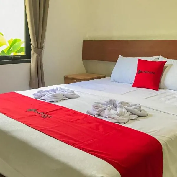 RedDoorz Syariah near Stasiun Madiun 2, hotel en Madiun