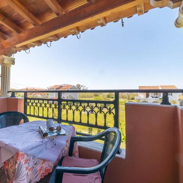 Viesnīca Giannis apartments 2 pilsētā Arila