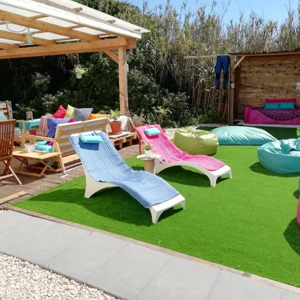 Blacksheep Sagres Guesthouse & Surf, hotel v destinaci Sagres